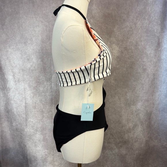 Cupshe Black and White Reversible Peach Coral Paisley One Piece Cutout Swimsuit - Picture 7 of 11